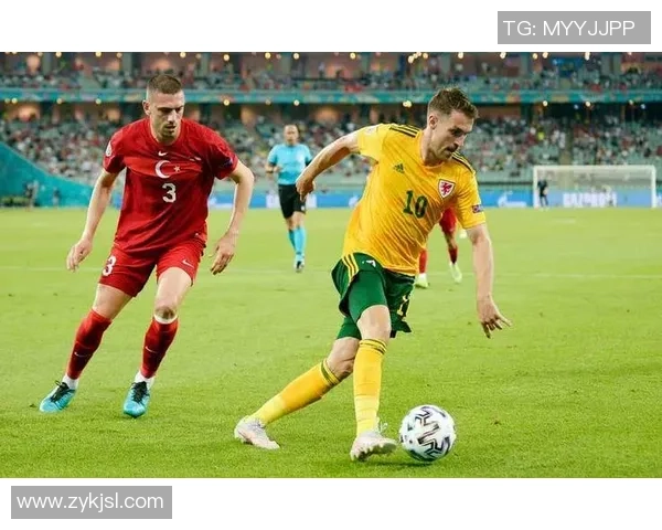 深圳网球队阵地战分析:胜负背后的战术与心理博弈